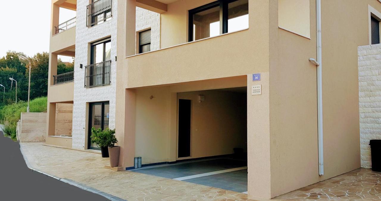 Ralux Apartman Tivat Apartment Ngoại thất bức ảnh