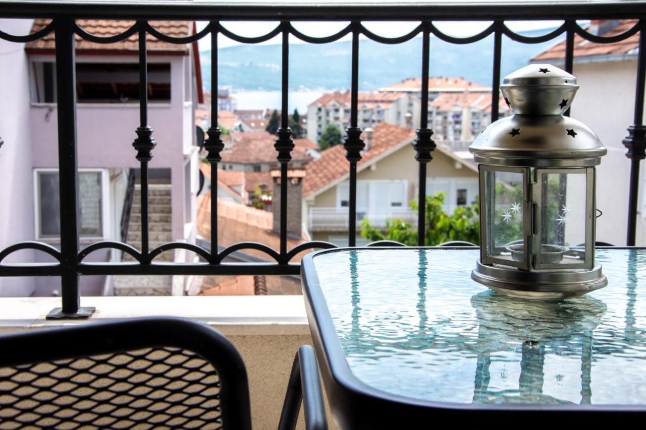 Ralux Apartman Tivat Ngoại thất bức ảnh