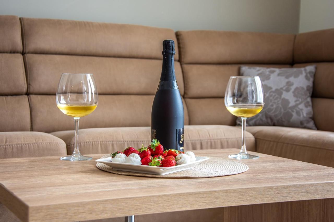 Ralux Apartman Tivat Ngoại thất bức ảnh
